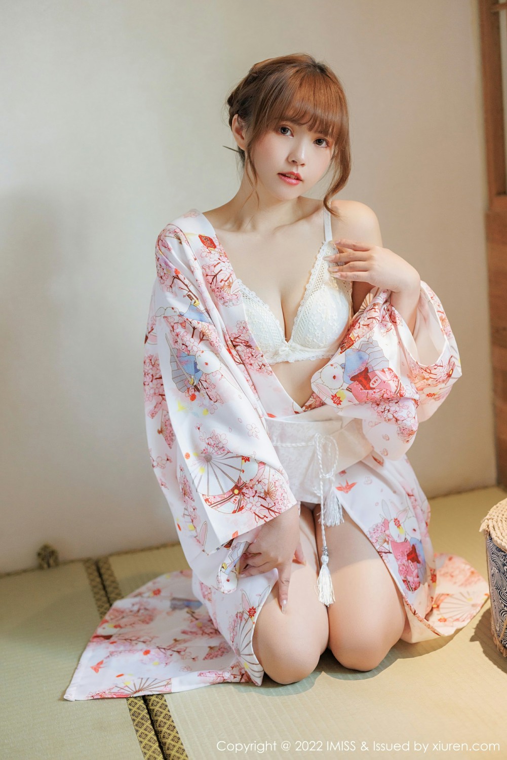 [IMISS爱蜜社] 2022.04.07 VOL.676 张思允Nice 云南心愿写真 蕾丝白色内衣[60+1P] 第 23 张