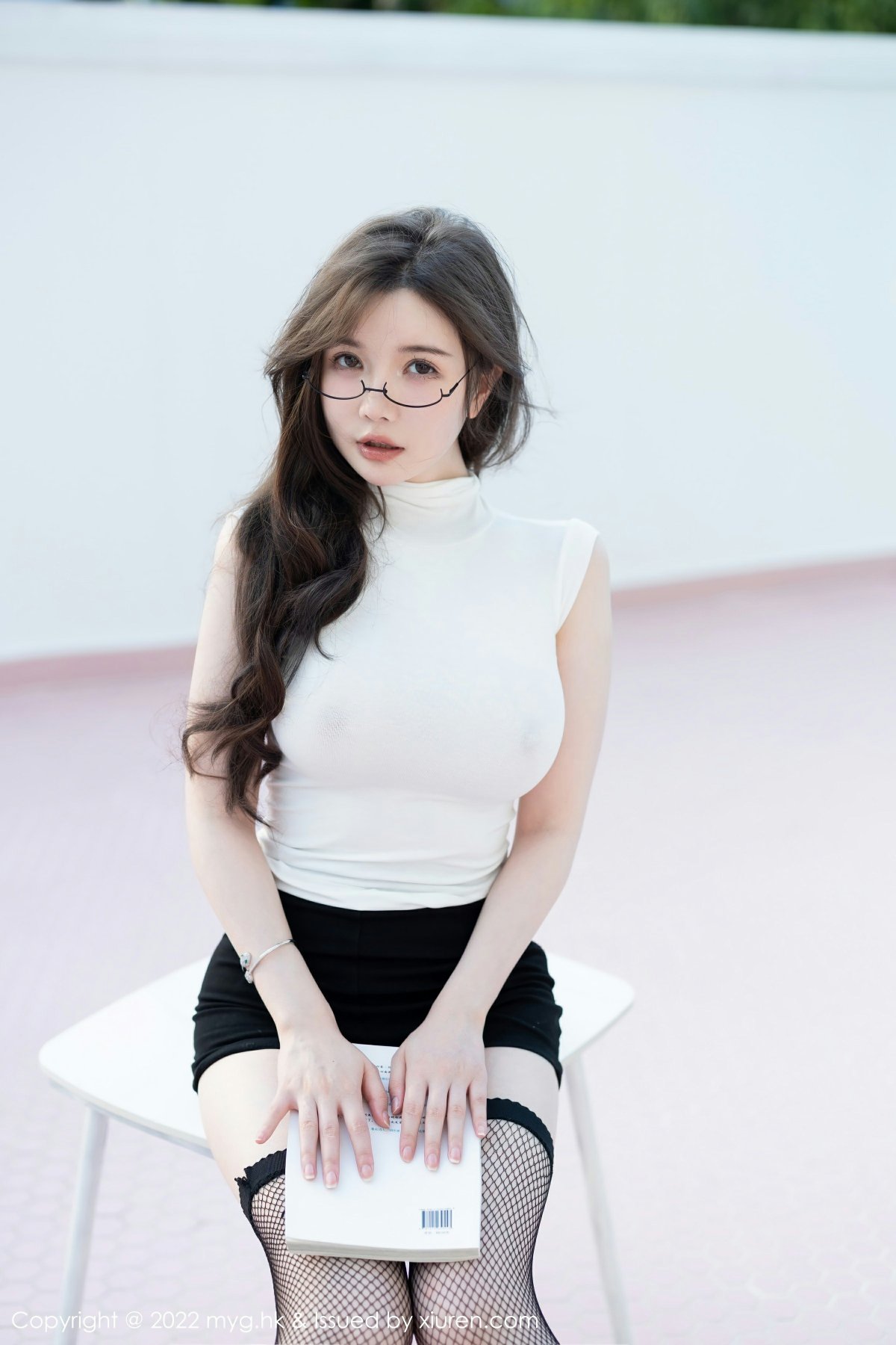 [MyGirl美媛馆] 2022.10.21 VOL.643 糯美子MINIbabe 性感魅惑黑丝短裤 桂林心愿旅拍写真 [63+1P] 第 54 张