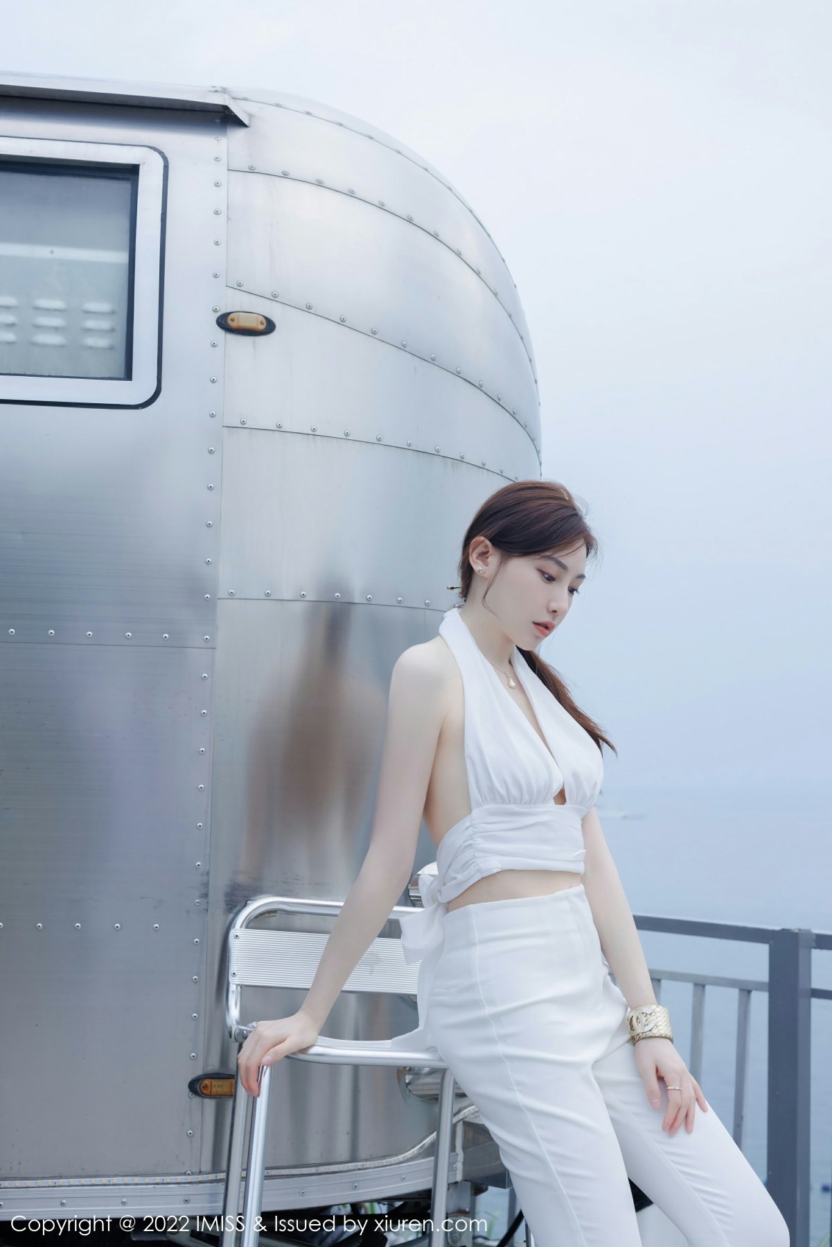 [IMISS爱蜜社] 2022.11.07 VOL.706 Lynn刘奕宁 曼妙美女 性感写真 [41+1P] 封面