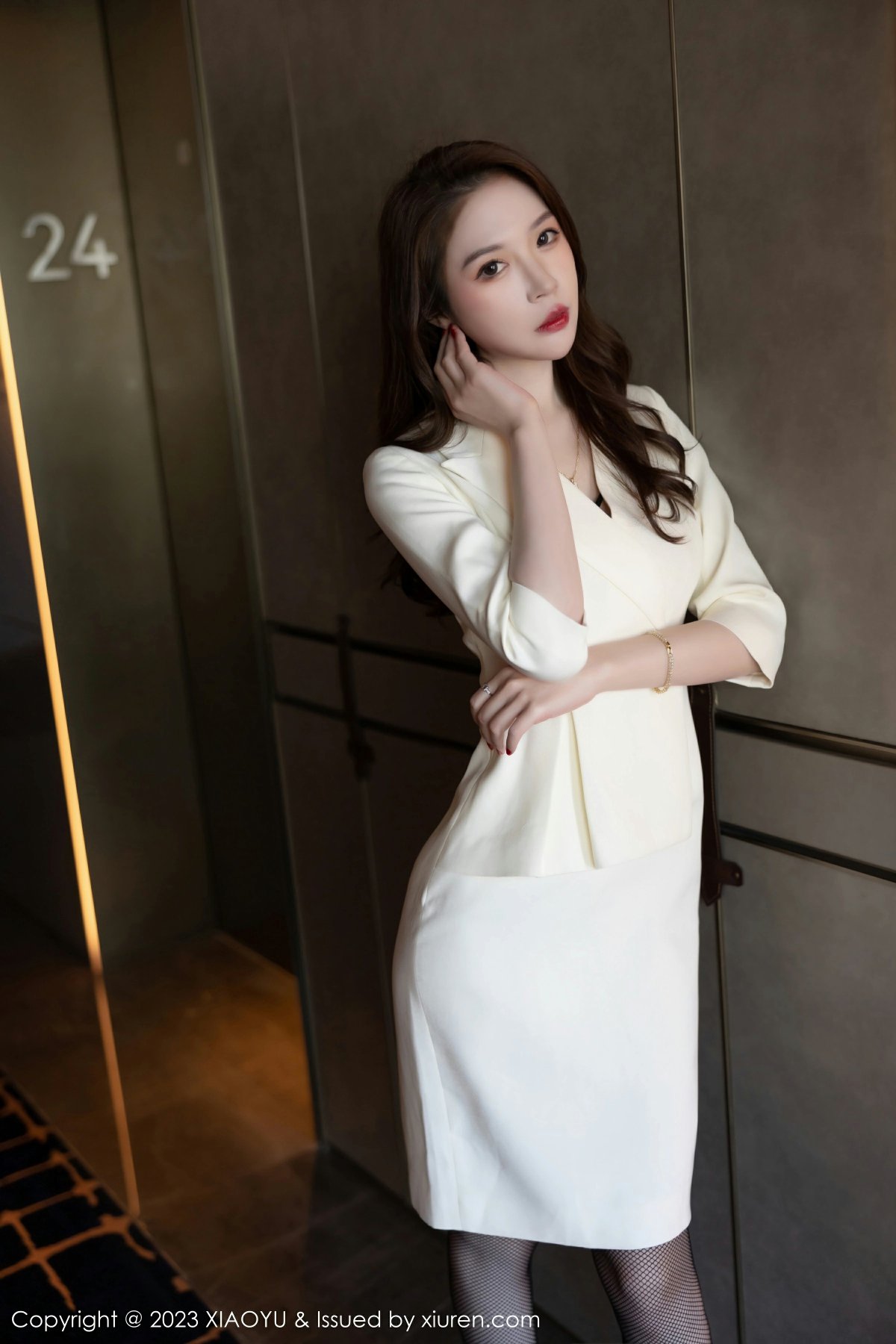 [XIAOYU语画界] 2023.03.02 VOL.977 梦心玥 黑色情趣内衣 性感写真 [101+1P] 封面