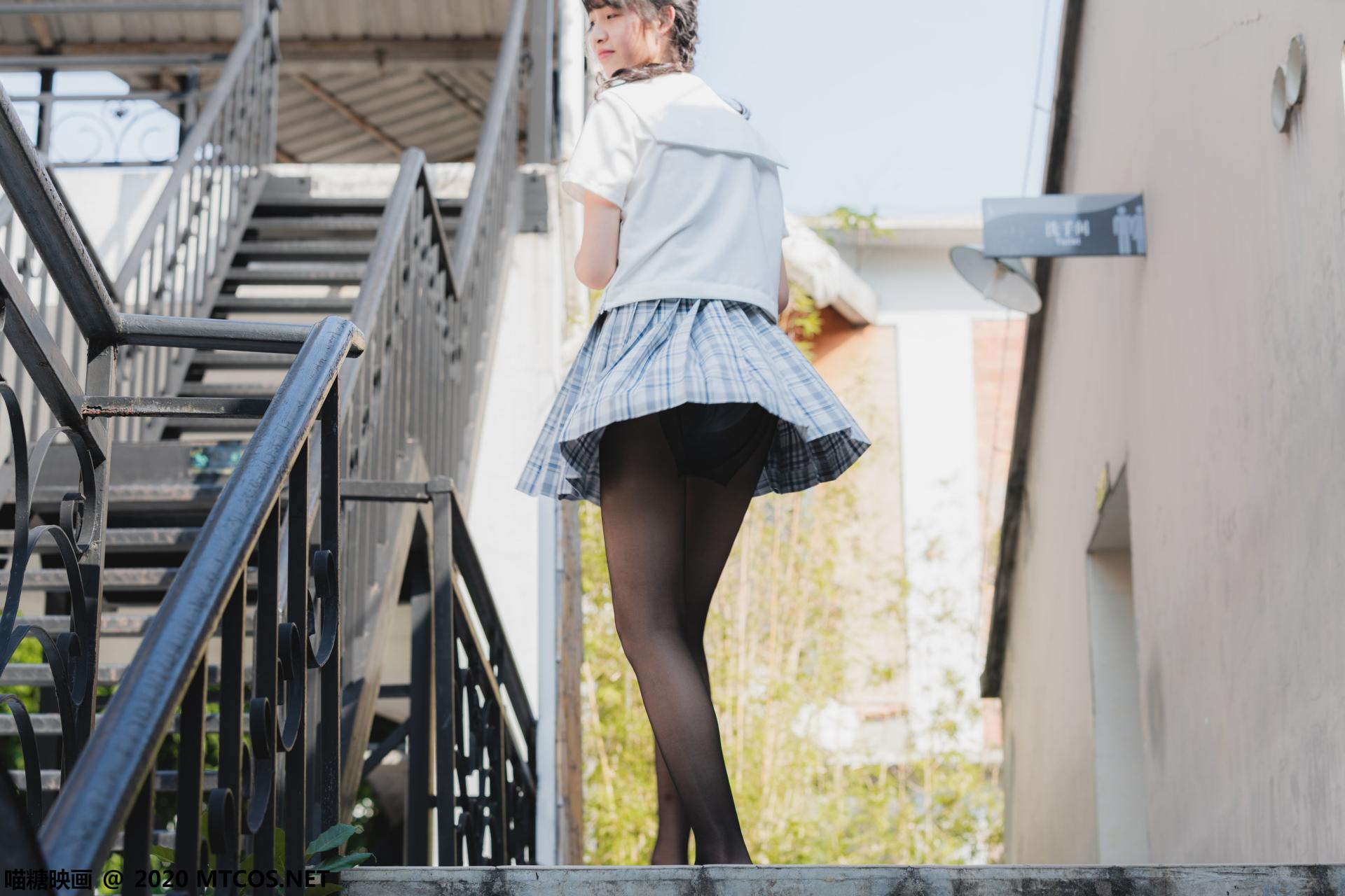 [喵糖映画JK] JKL.018 户外JK制服 封面